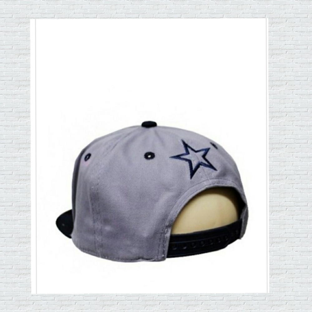 Cowboys Star caps - Picture 2 of 2